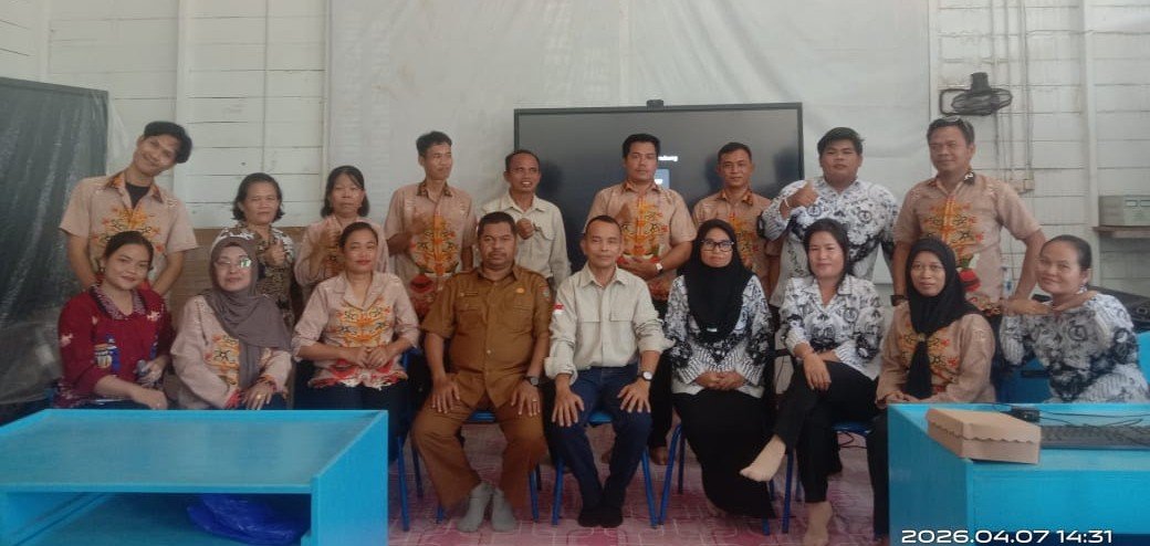 Pengawas Pembina Provinsi Lakukan Kunjungan Binaan ke SMA Garing Tarantang, Dorong Optimalisasi Platform Digital